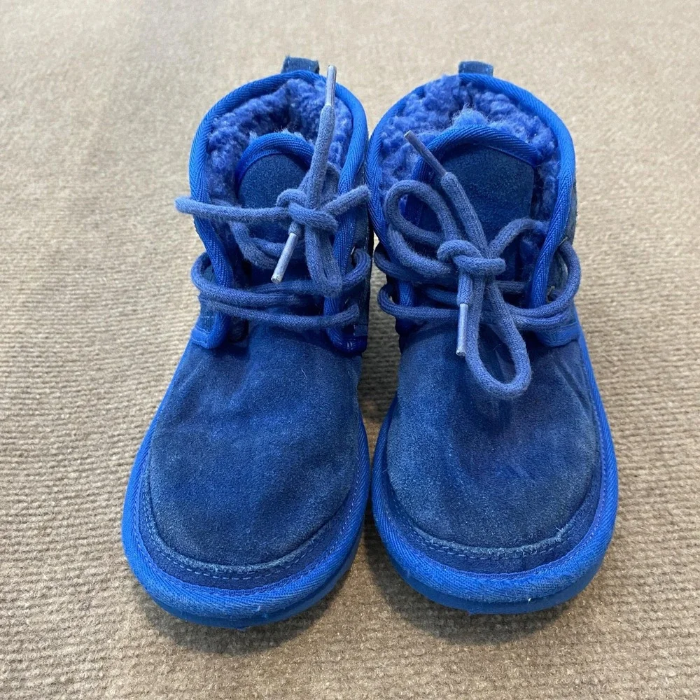 UGG‎ Chukka Boots Kids Size 1 Blue Suede Fleece Lined Winter Ankle Lace Up